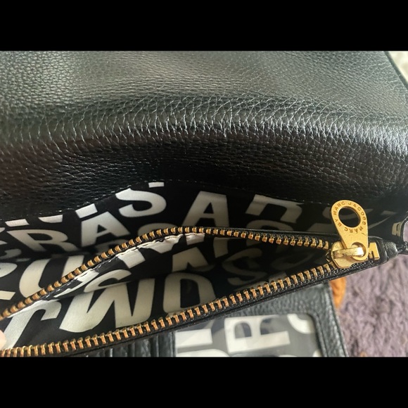 Marc by Marc Jacobs - Black Leather Continental Wallet - Like New! - Vintage! - Picture 5 of 6
